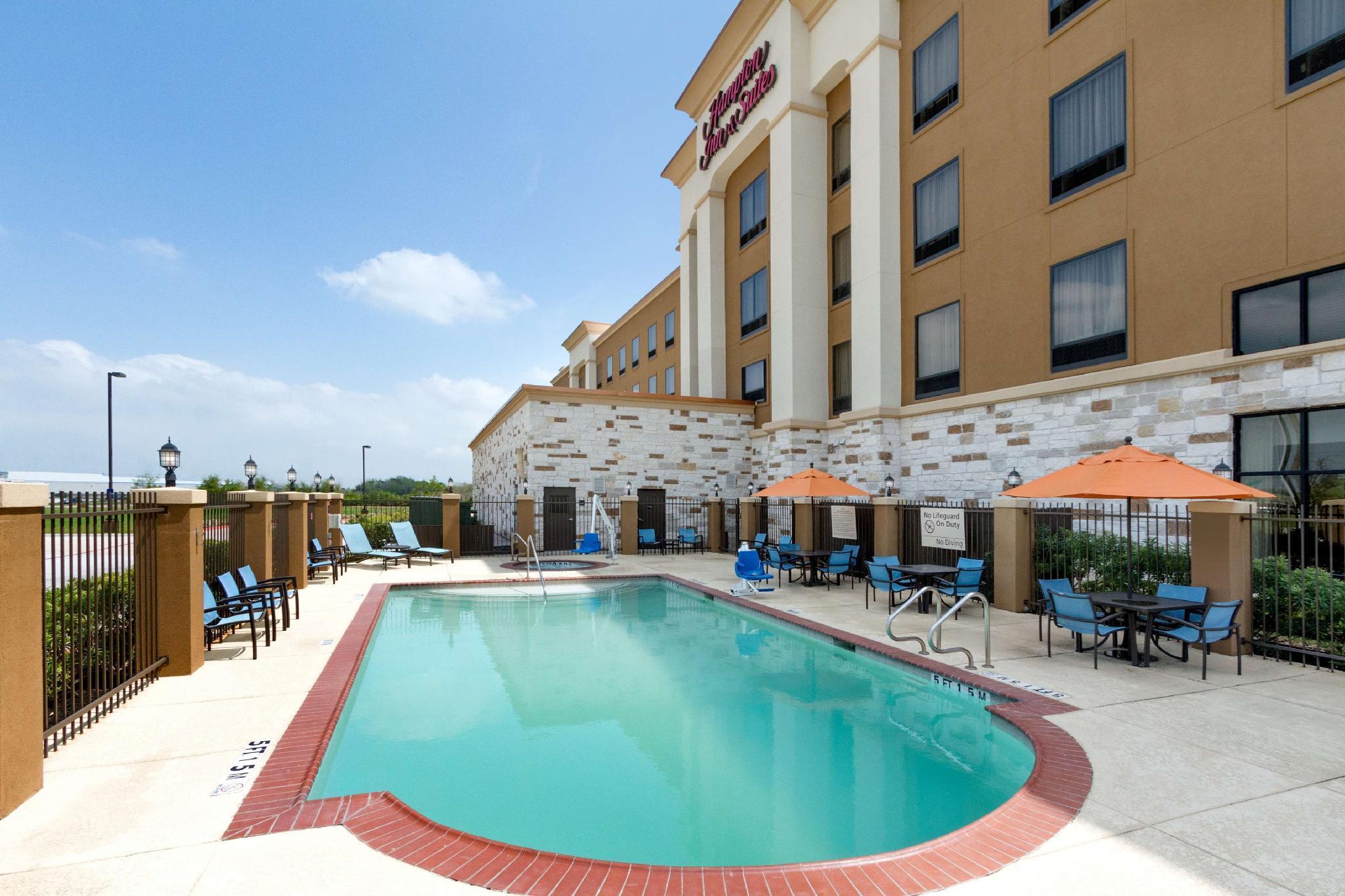 Hampton Inn And Suites Houston Pasadena Bagian luar foto