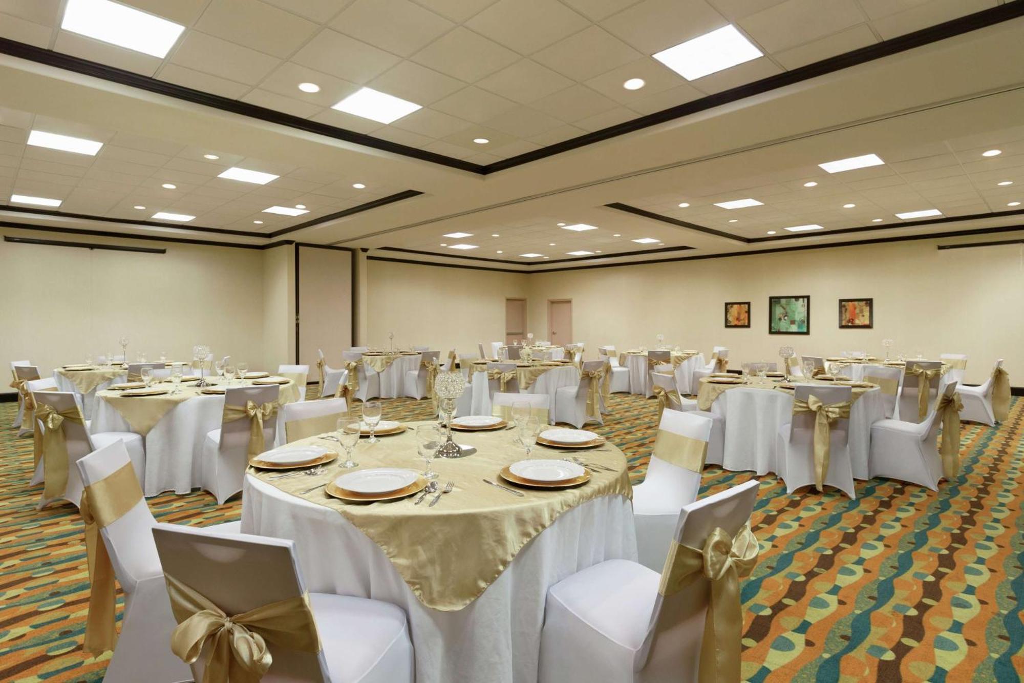 Hampton Inn And Suites Houston Pasadena Bagian luar foto