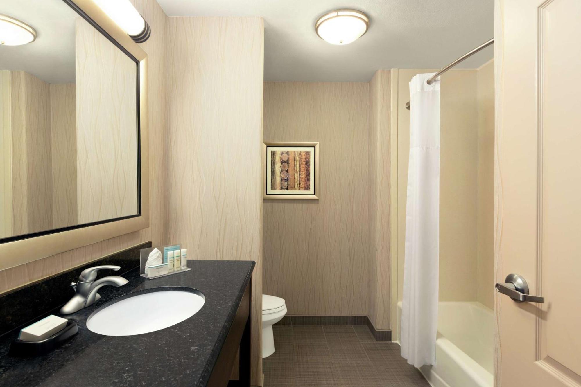 Hampton Inn And Suites Houston Pasadena Bagian luar foto