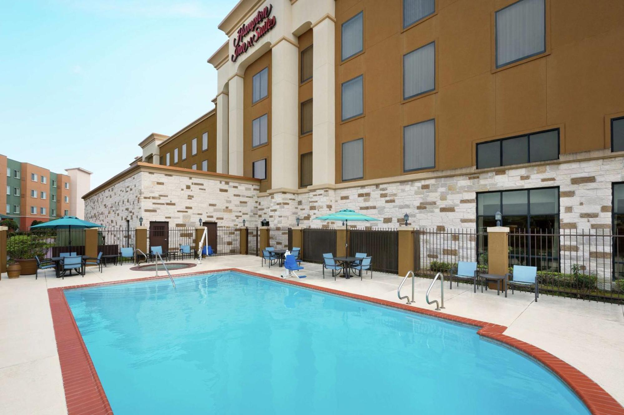 Hampton Inn And Suites Houston Pasadena Bagian luar foto